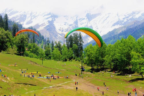 Paragliding-in-Manali